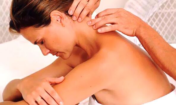 Treatment of the osteochondrosis massage of the cervix zone